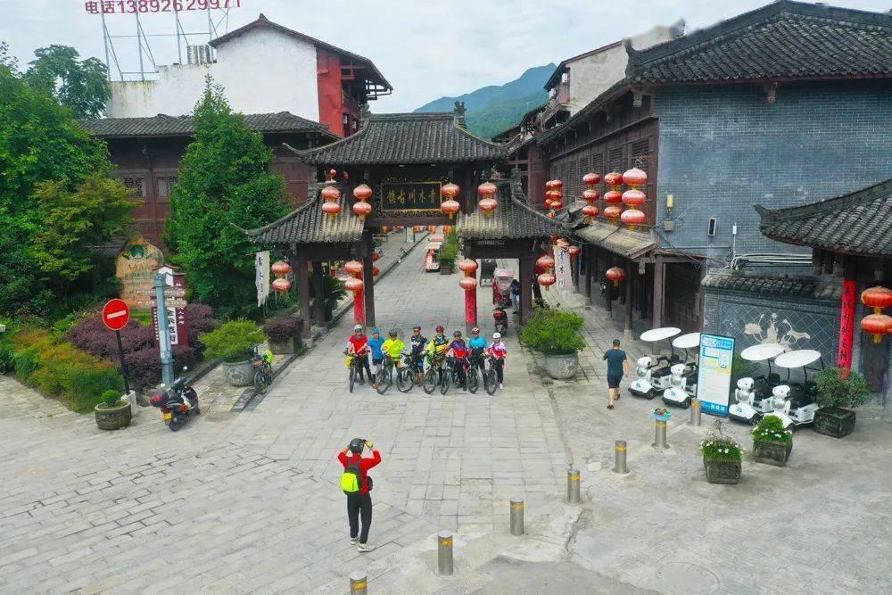 小猫钓鱼游戏龙王版有船